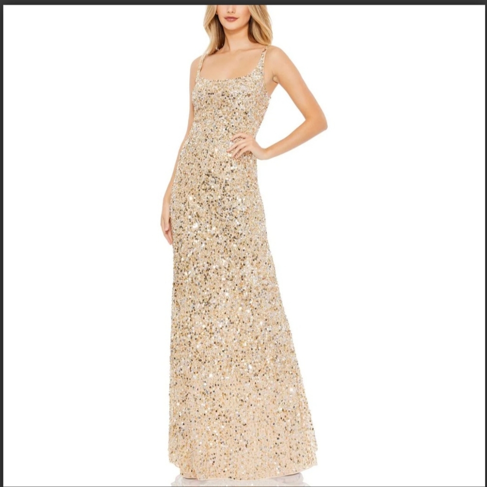 Elegant Gold Sequin MAC DUGGAL DRESS